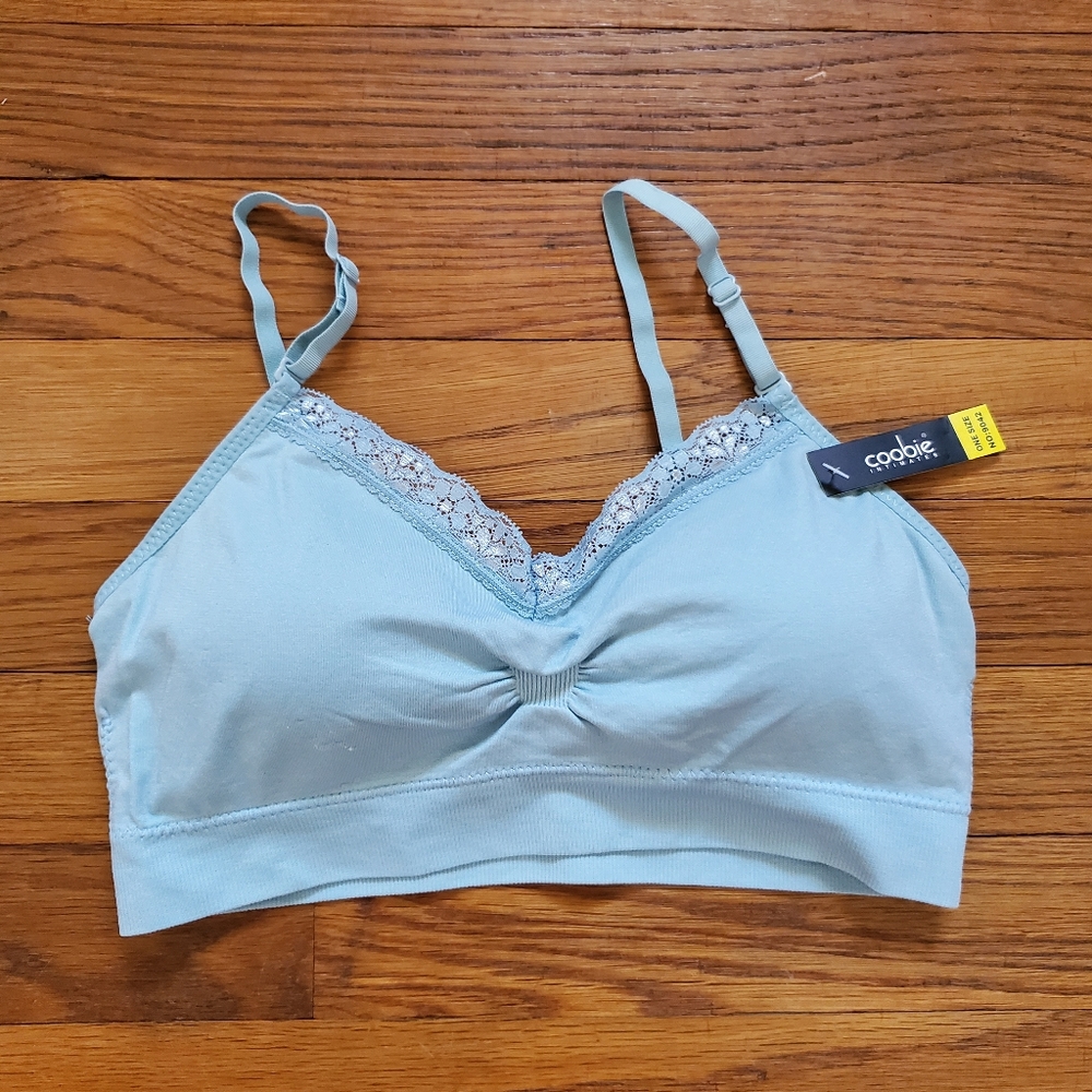 NWT Coobie V neck Lace Trim bra bralette seamless